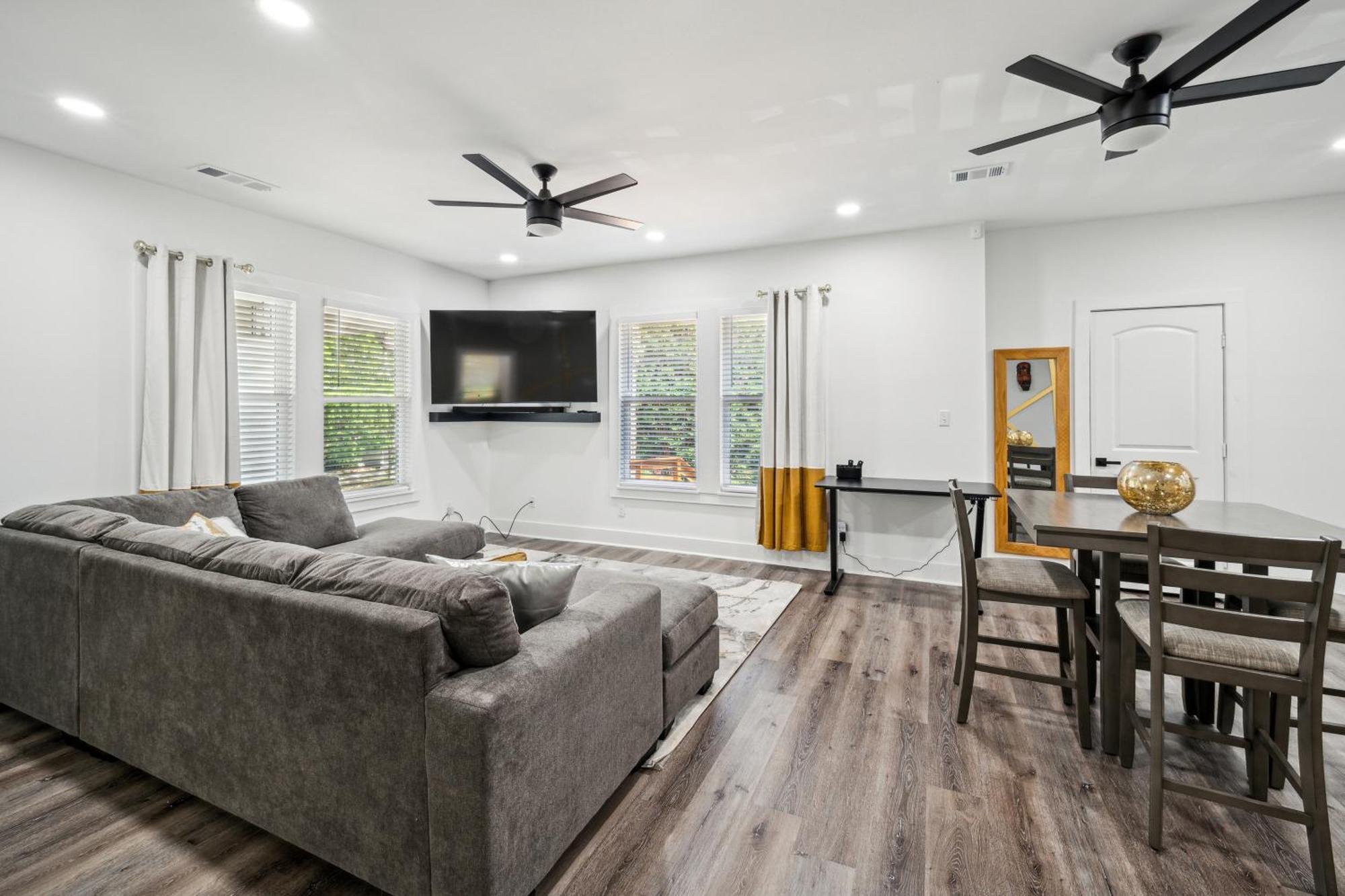 Centrally Located Home In Atlanta-10 Mins From Ga Aquarium, Mercedes Benz Stadium, & Much More المظهر الخارجي الصورة